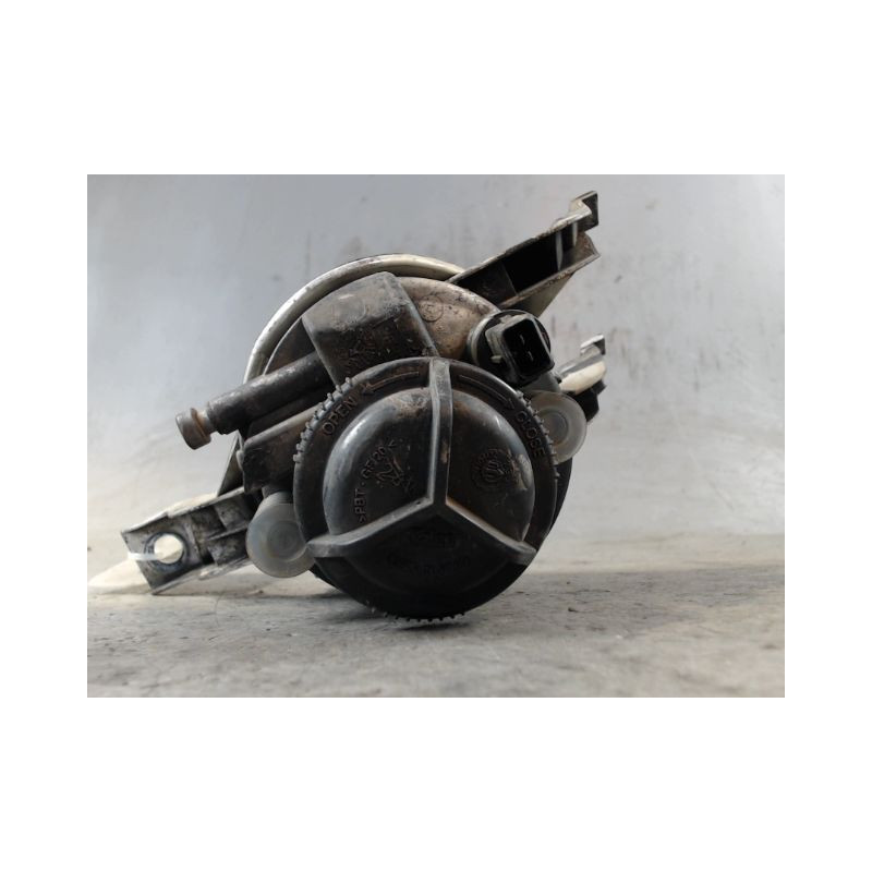 PHARE ANTIBROUILLARD AVANT GAUCHE PEUGEOT 206 3P