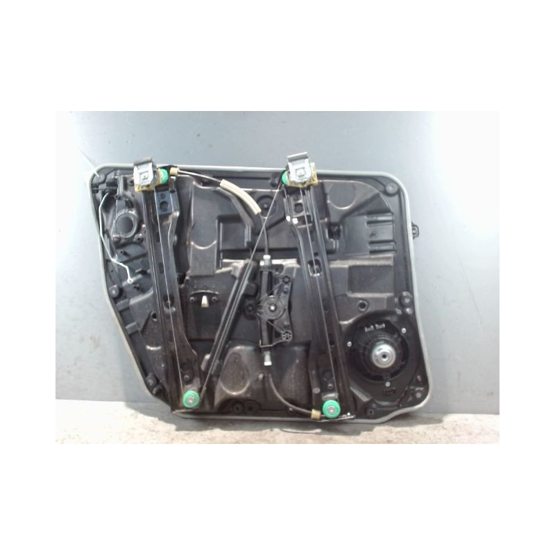 MECANISME+MOTEUR LEVE-GLACE AVANT DROIT MERCEDES CLASSE B 2008-