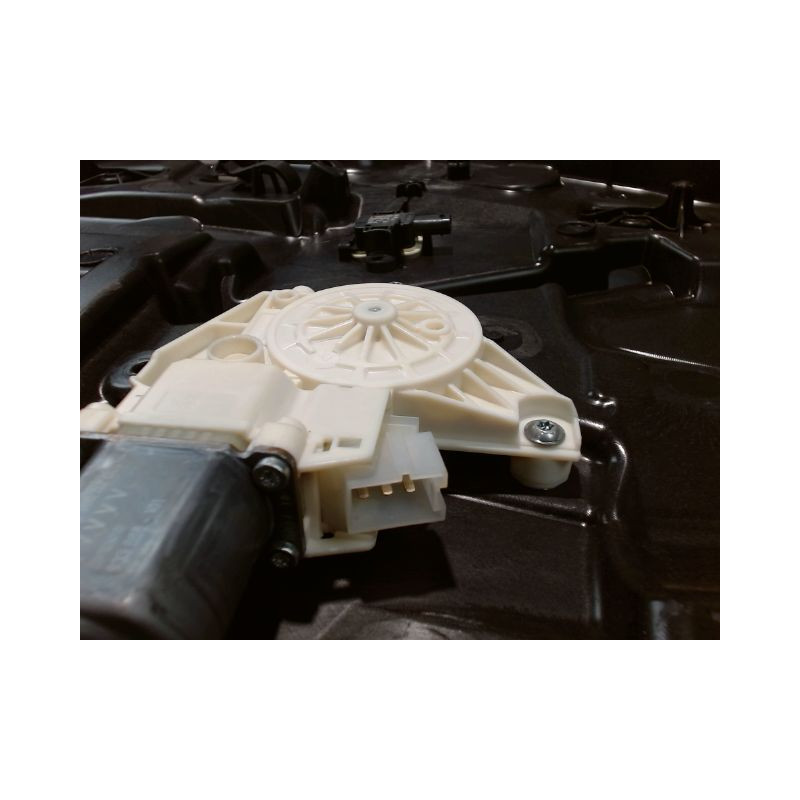 MECANISME+MOTEUR LEVE-GLACE AVANT DROIT MERCEDES CLASSE B 2008-