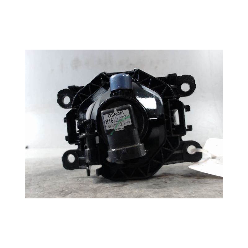 PHARE ANTIBROUILLARD AVANT DROIT RENAULT CLIO IV