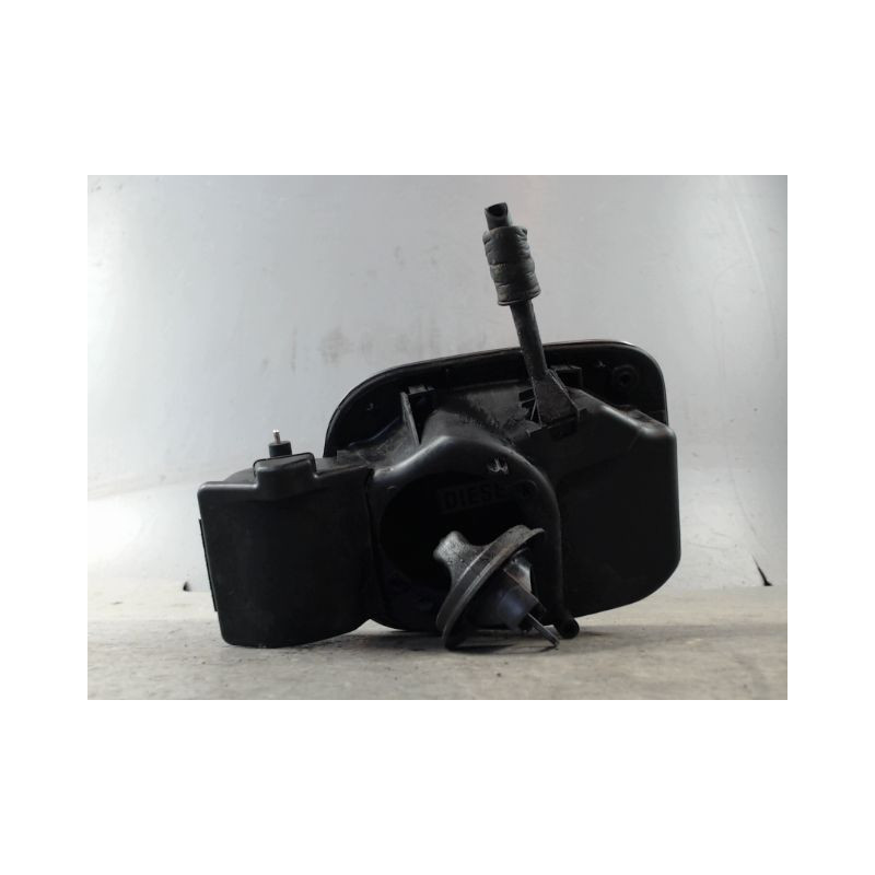 VOLET DE TRAPPE CARBURANT RENAULT CLIO III CAMPUS 09-