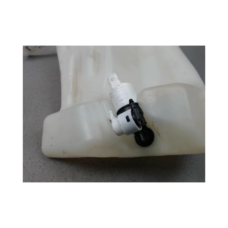 RESERVOIR LAVE-GLACE AVANT CITROEN C4