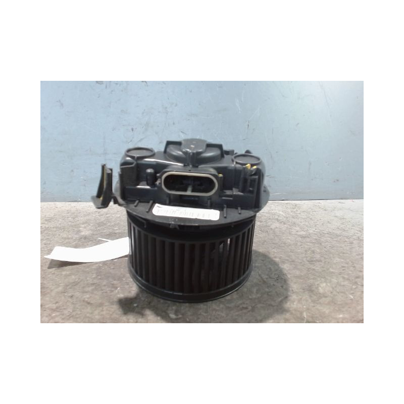 MOTEUR VENTILATEUR CHAUFFAGE RENAULT CLIO III 2007-