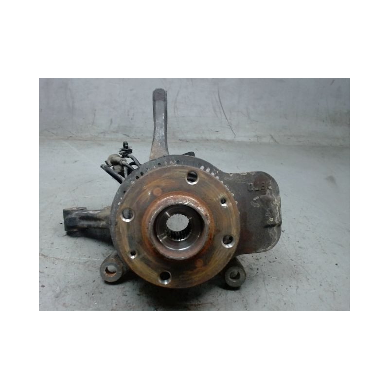 PIVOT AVANT GAUCHE SUZUKI SWIFT