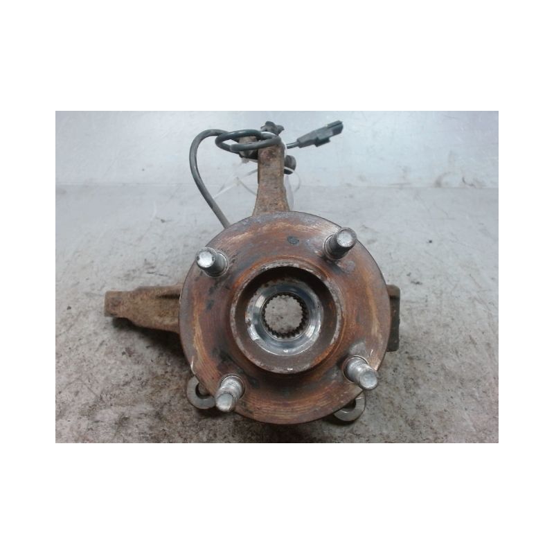PIVOT AVANT GAUCHE NISSAN MICRA