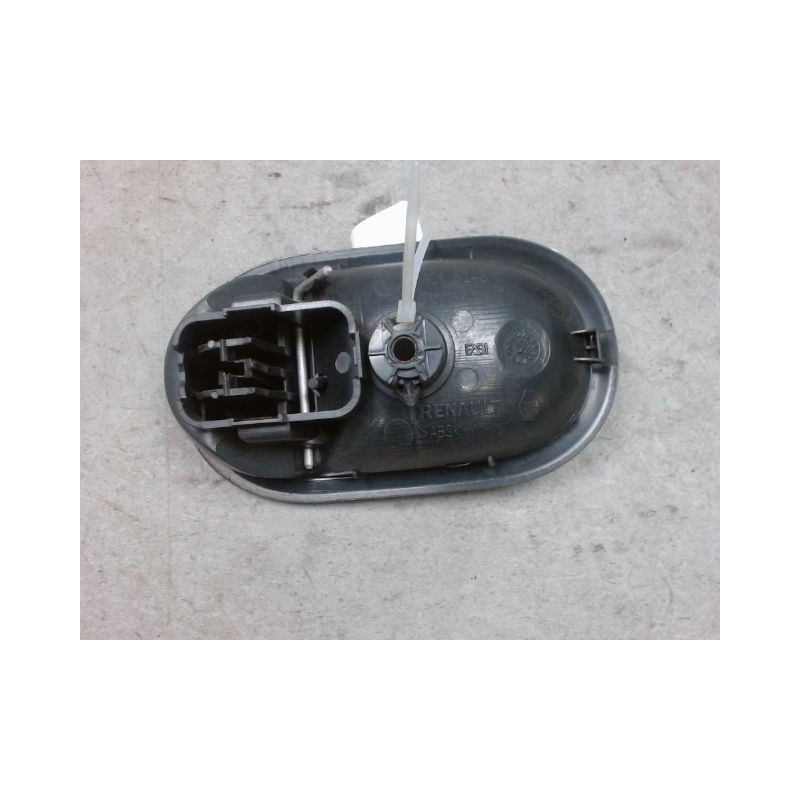 POIGNEE INTERIEURE PORTE ARRIERE DROIT RENAULT CLIO III 2009-