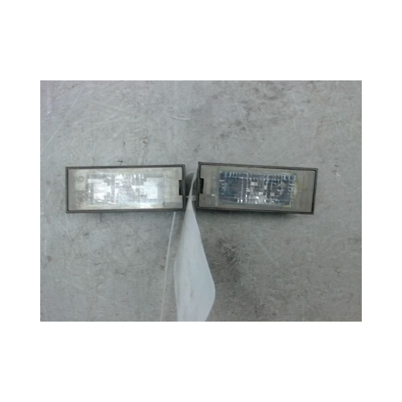 ECLAIREUR PLAQUE DE POLICE RENAULT CLIO III 2009-