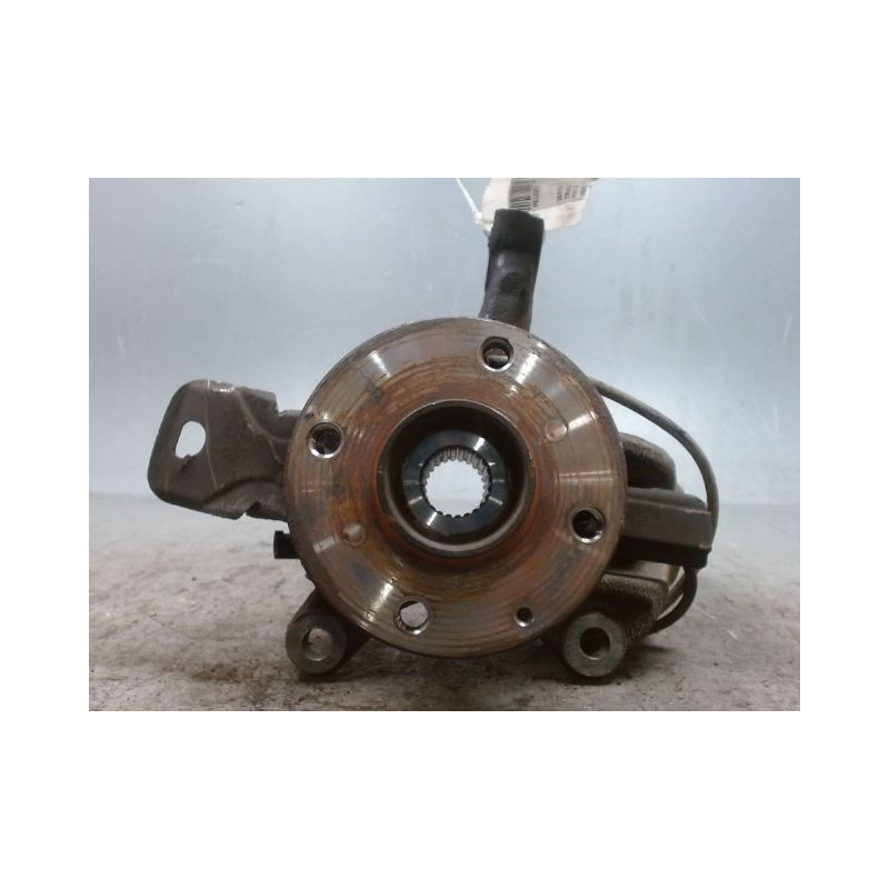 PIVOT AVANT DROIT PEUGEOT 108