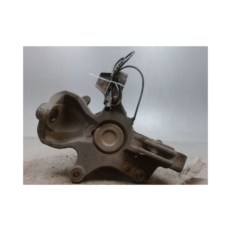 PIVOT AVANT DROIT MERCEDES SPRINTER