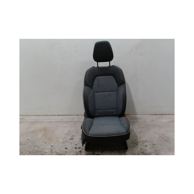 SIEGE AVANT DROIT RENAULT CLIO
