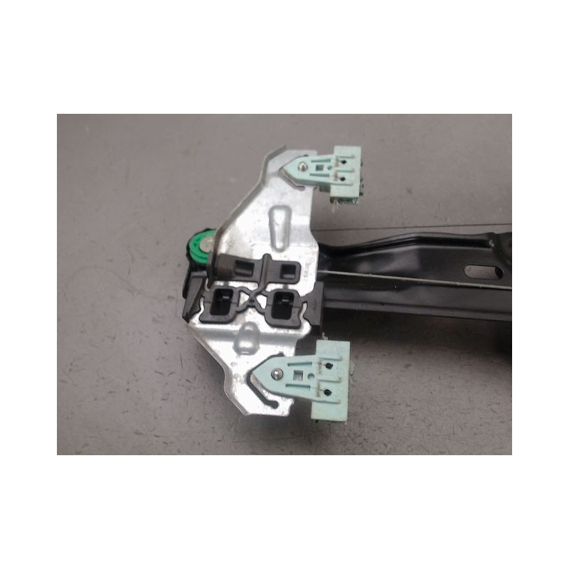MECANISME LEVE-GLACE AVANT GAUCHE NISSAN QASHQAI