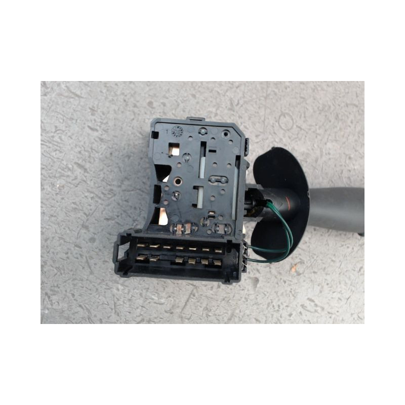 COMMANDE ESSUIE GLACE RENAULT TWINGO