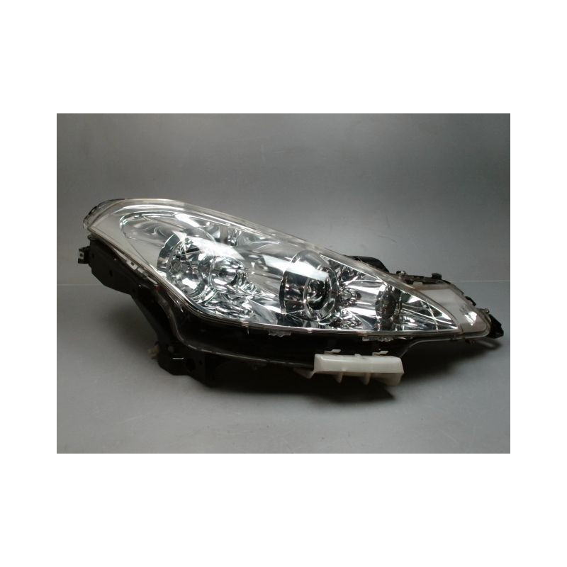 PHARE DROIT PEUGEOT 4007