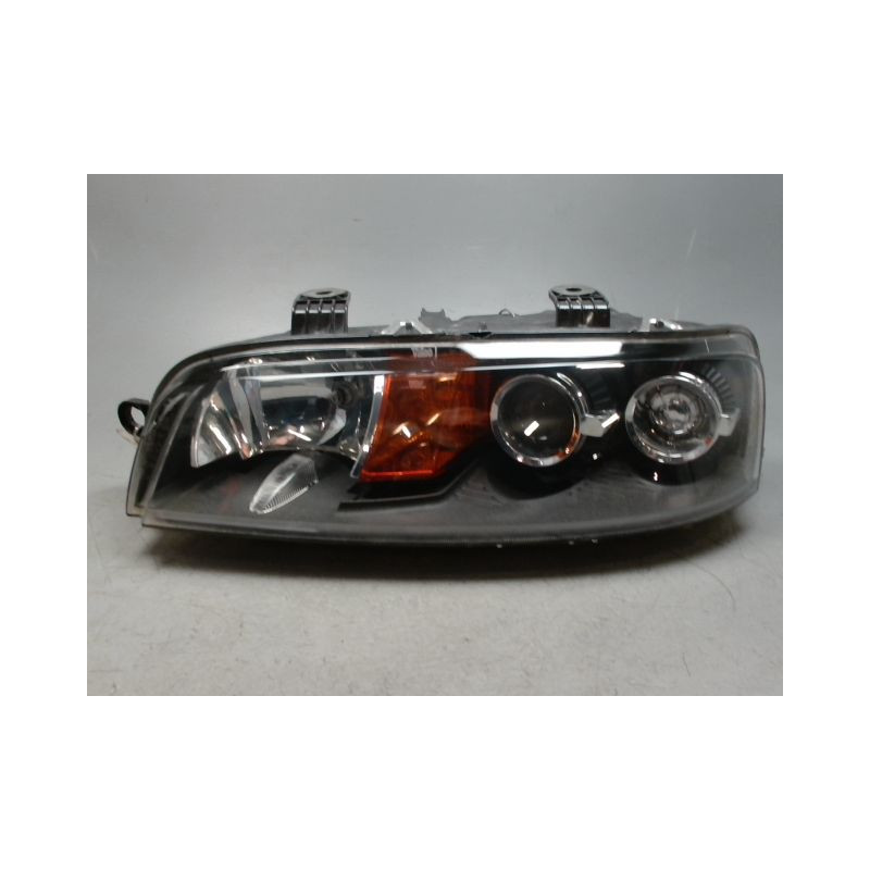 PHARE GAUCHE FIAT PUNTO 99-2003
