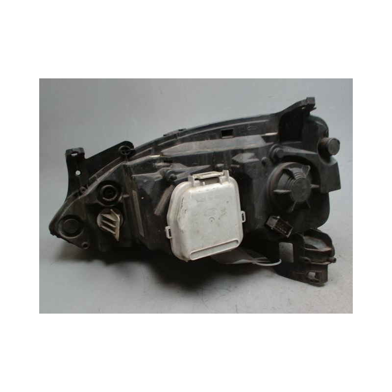 PHARE DROIT OPEL CORSA 03-06