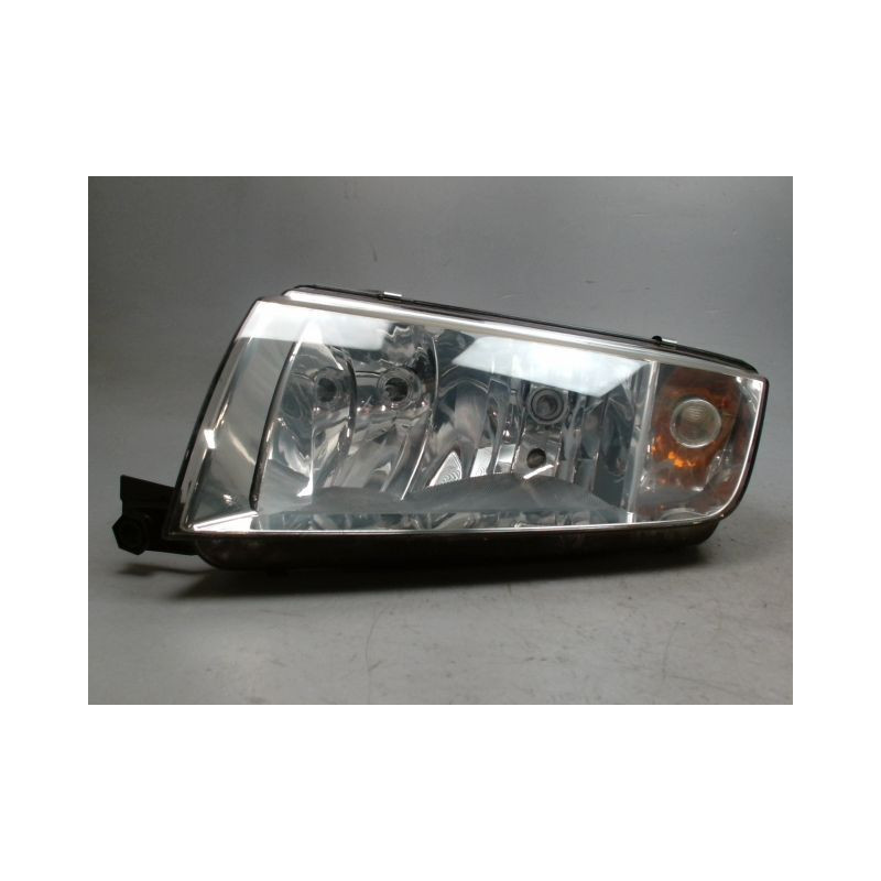 PHARE GAUCHE SKODA FABIA BREAK 00-04