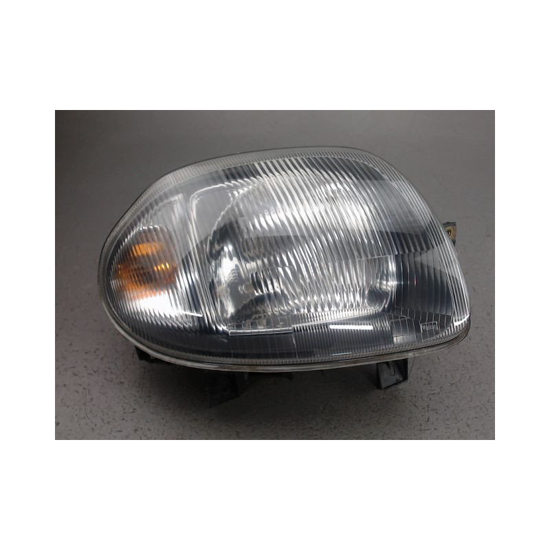 PHARE DROIT RENAULT CLIO
