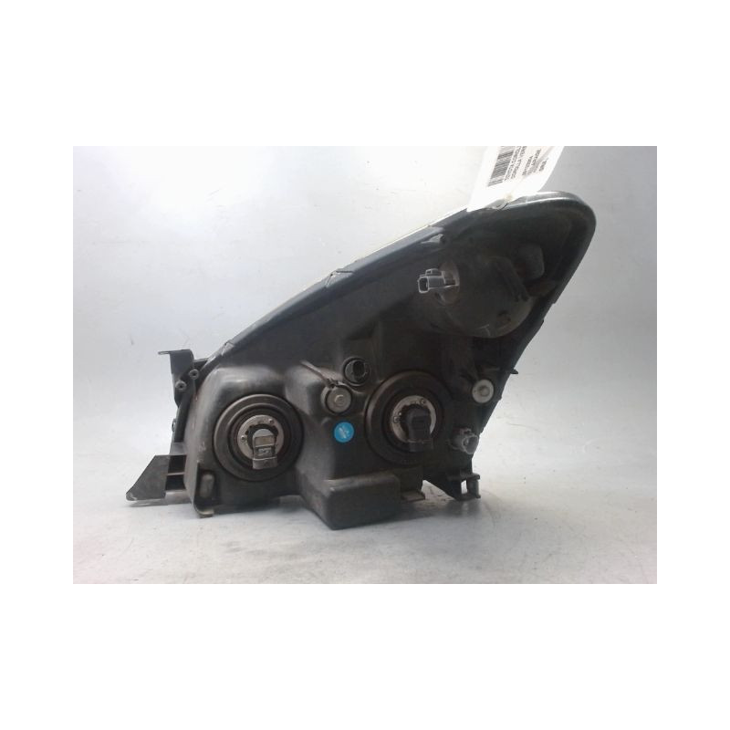 PHARE DROIT TOYOTA COROLLA VERSO 2004-2007