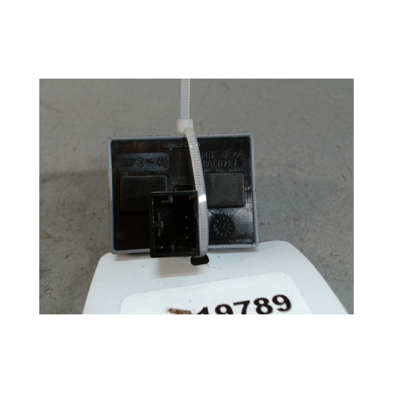 COMMANDE LEVE-GLACE PORTE AVG VOLKSWAGEN POLO 2005-