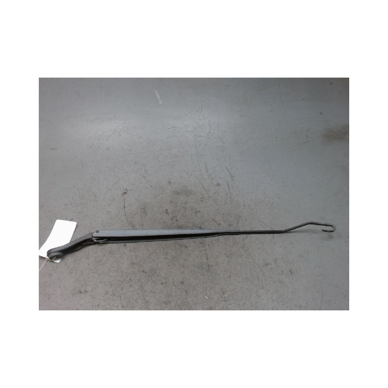BRAS ESSUIE-GLACE AVANT DROIT NISSAN NOTE