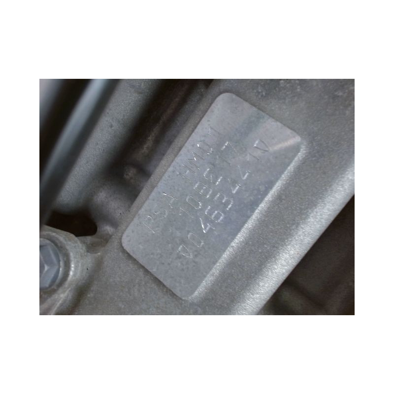 MOTEUR ESSENCE PEUGEOT 208 1.2 VTI 82