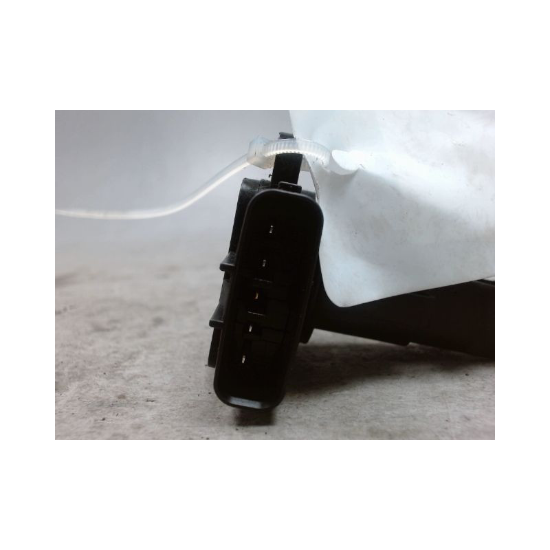 DEBITMETRE AIR TOYOTA RAV4 2006