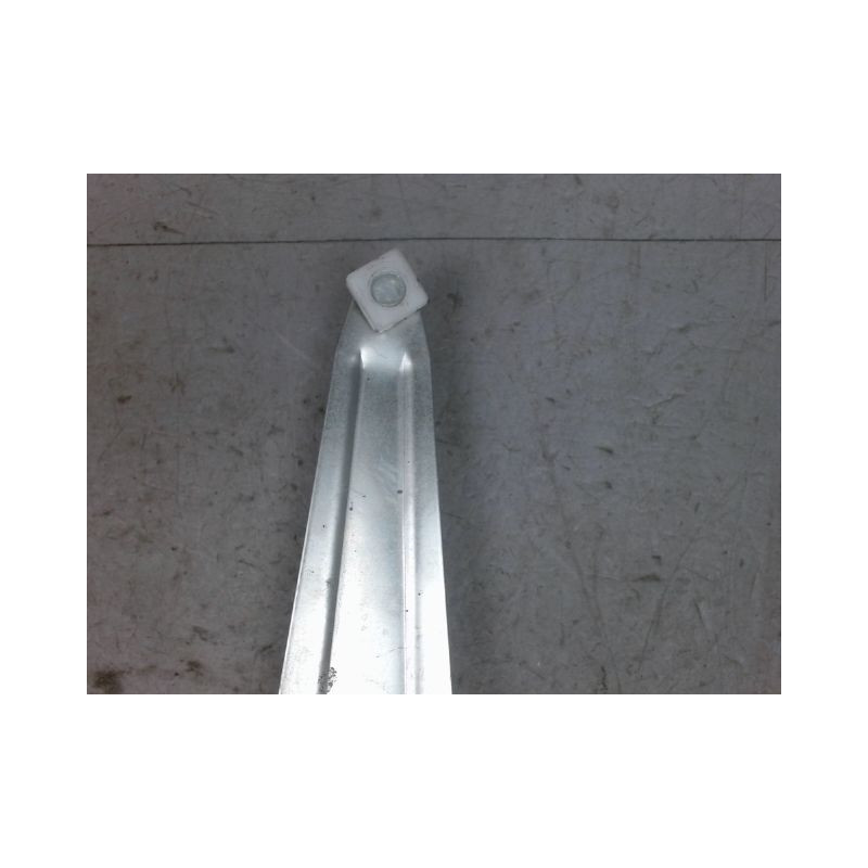 MECANISME+MOTEUR LEVE-GLACE ARRIERE DROIT TOYOTA RAV4 2006