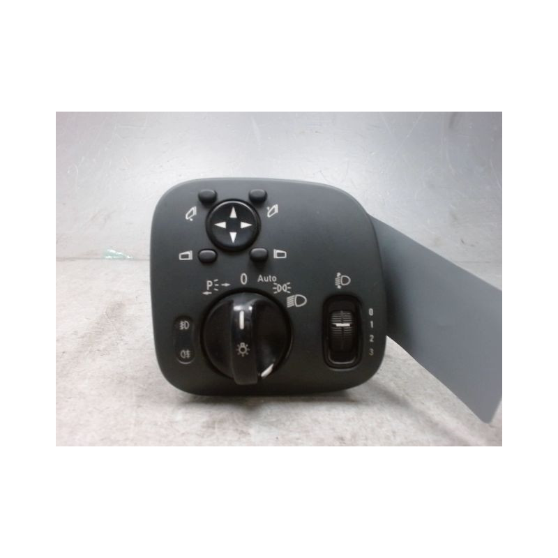 INTERIEUR COMMANDE PHARES MERCEDES CLASSE C 2000-