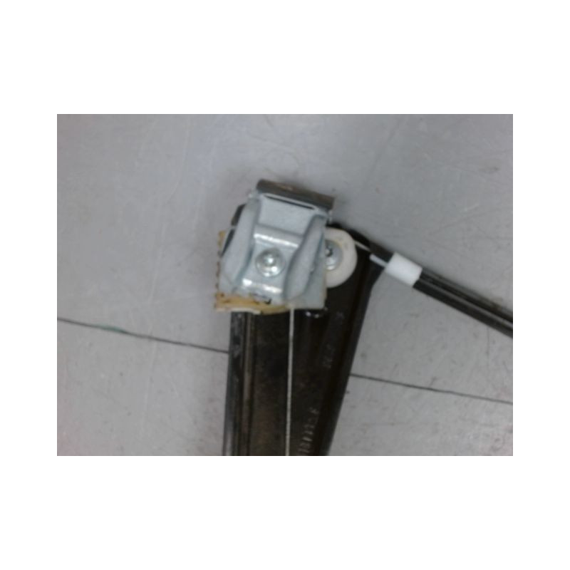 MECANISME+MOTEUR LEVE-GLACE AVANT DROIT VOLKSWAGEN GOLF V 2003-2009
