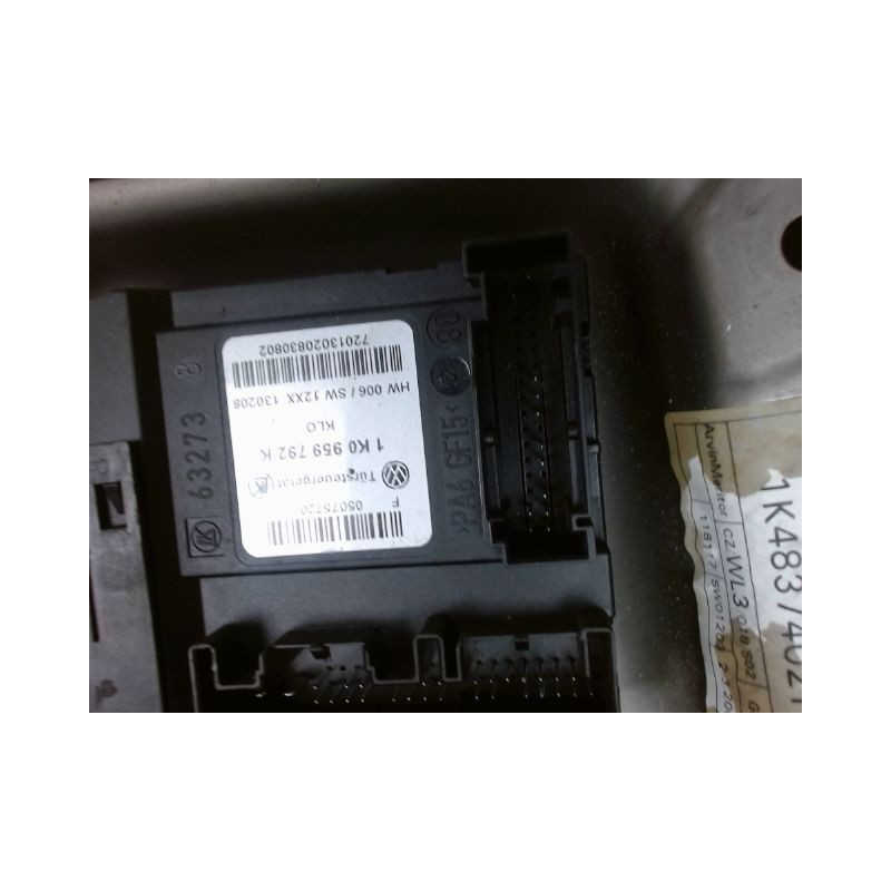 MECANISME+MOTEUR LEVE-GLACE AVANT DROIT VOLKSWAGEN GOLF V 2003-2009