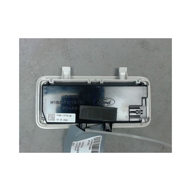 PLAFONNIER AR FORD PUMA