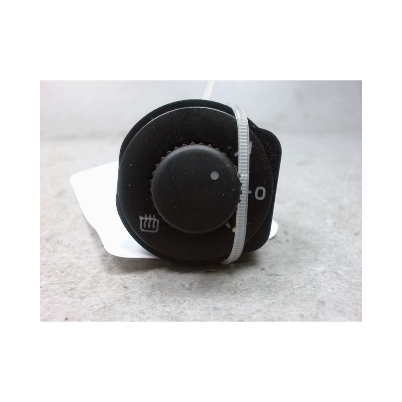 COMMANDE RETROVISSEUR EXTERIEUR ELECTRIQUE SKODA FABIA 2007-