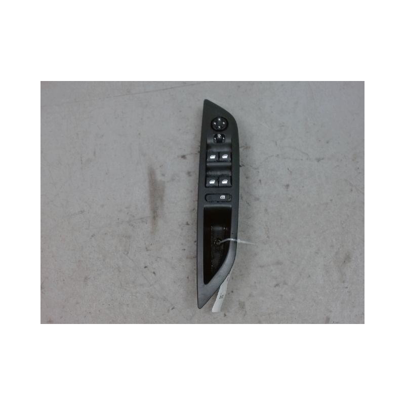 COMMANDE LEVE-GLACE PORTE AVG PEUGEOT 208