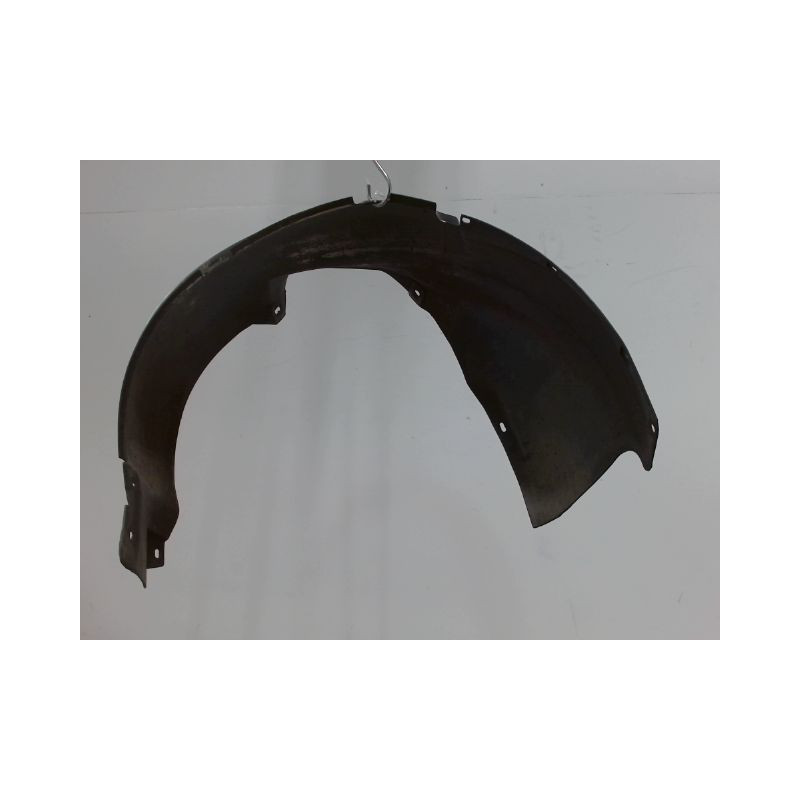 PARE-BOUE AVANT DROIT VOLKSWAGEN POLO 99-2001