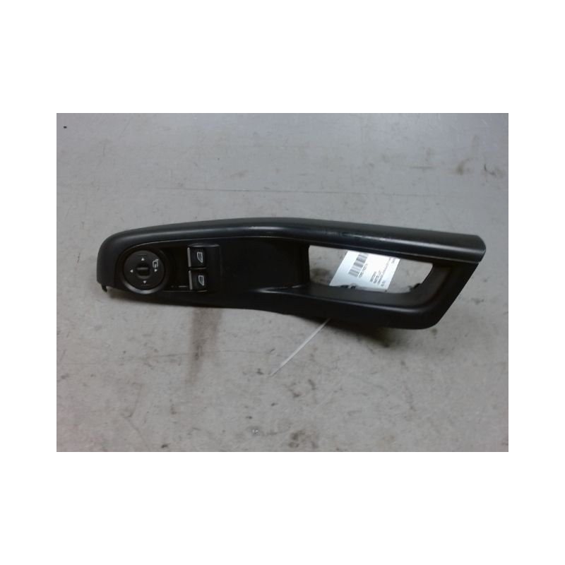 COMMANDE LEVE-GLACE PORTE AVG FORD FIESTA