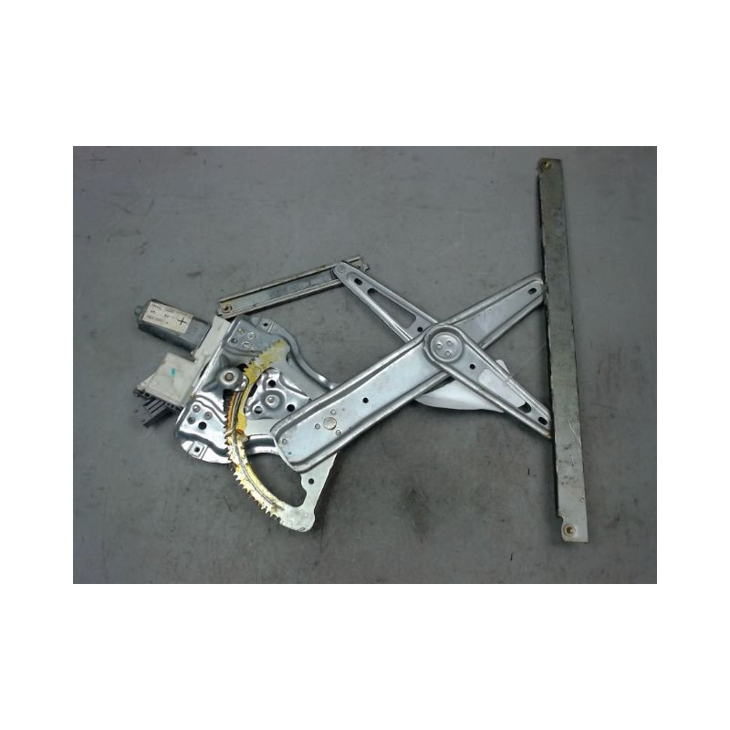 MECANISME+MOTEUR LEVE-GLACE AVANT GAUCHE TOYOTA AVENSIS 2003-