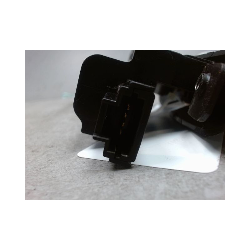 SERRURE HAYON  RENAULT LAGUNA II 00-2005