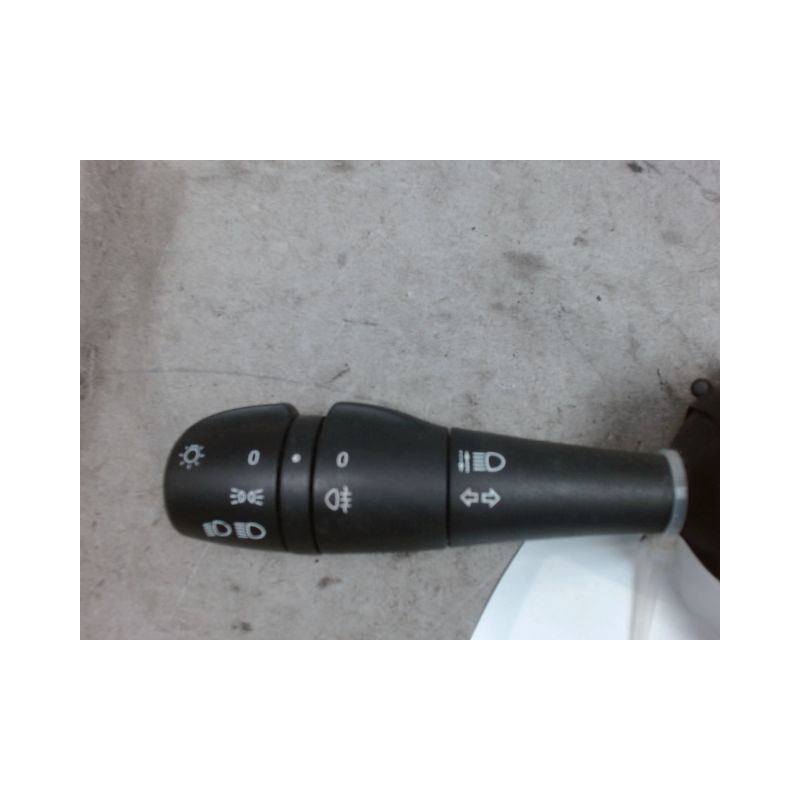 COMMANDE CLIGNOTANT RENAULT CLIO IV 2012-