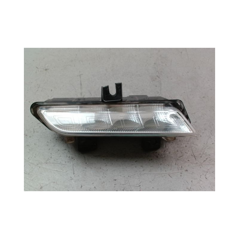 FEUX POSITION DROIT RENAULT CLIO