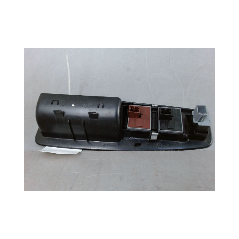 COMMANDE LEVE-GLACE PORTE AVG VOLKSWAGEN POLO