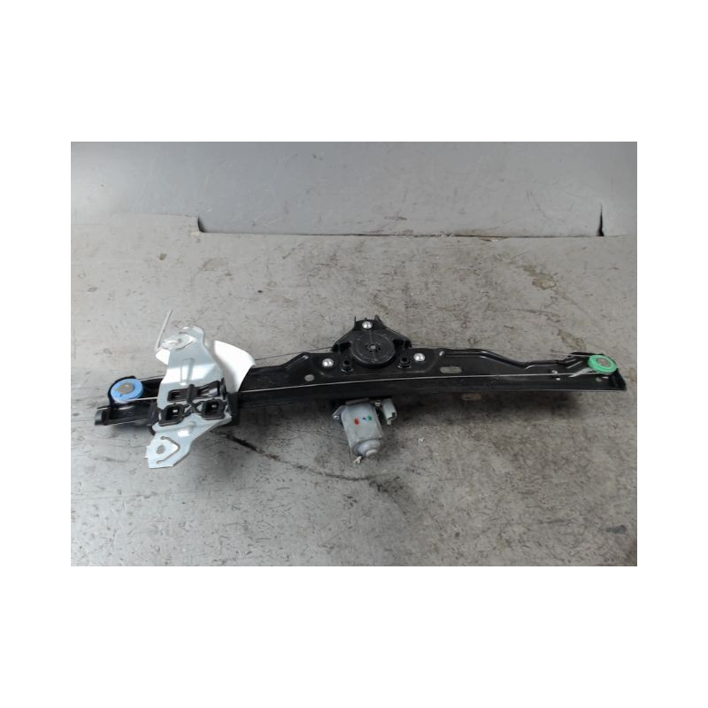 MECANISME+MOTEUR LEVE-GLACE AVANT DROIT NISSAN QHASQAI 2007-