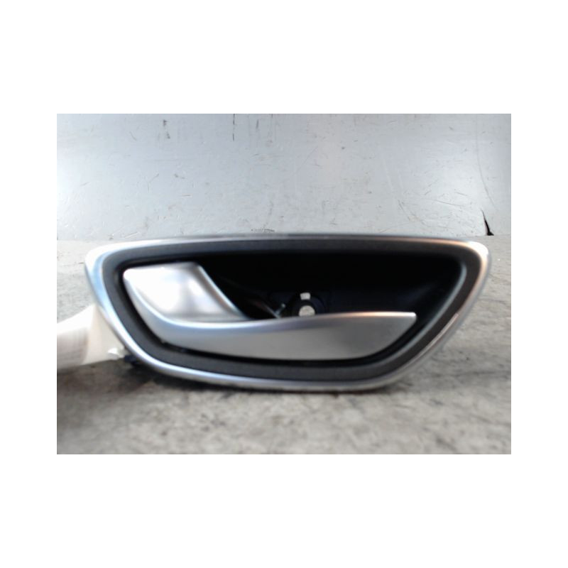 POIGNEE INTERIEURE PORTE AVANT GAUCHE RENAULT ESPACE 2009-