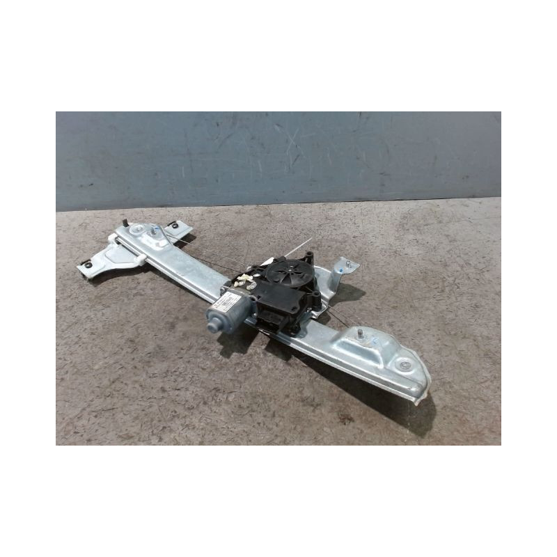 MECANISME+MOTEUR LEVE-GLACE AVANT GAUCHE PEUGEOT 2008