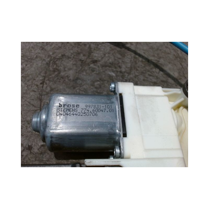 MECANISME+MOTEUR LEVE-GLACE AVANT DROIT PEUGEOT 307 SW 2005-