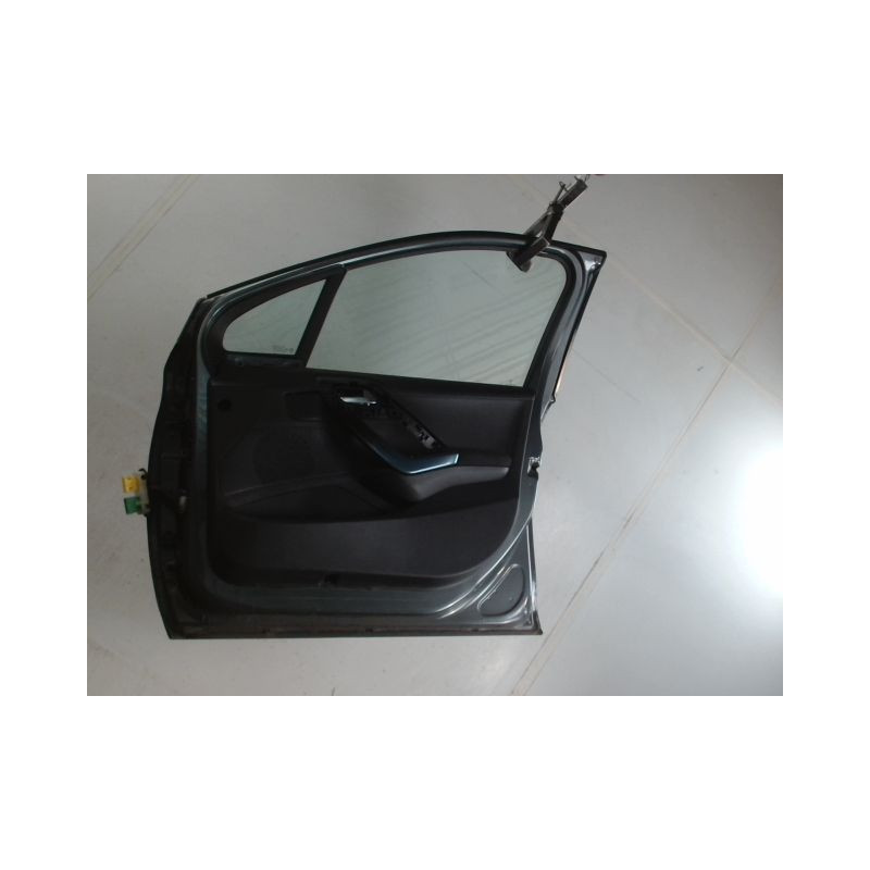 PORTE AVANT DROIT PEUGEOT 208