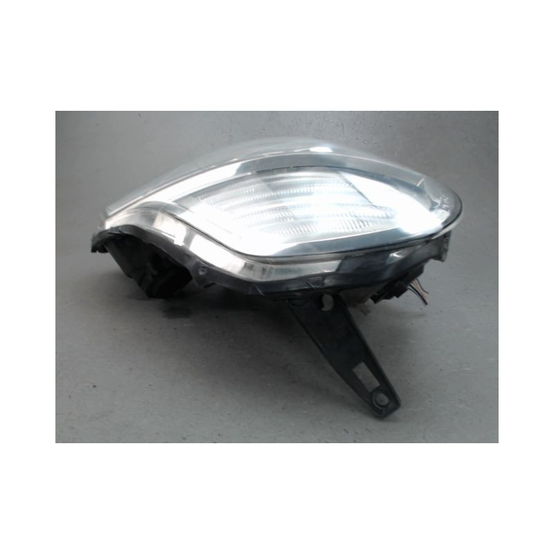PHARE DROIT RENAULT MODUS