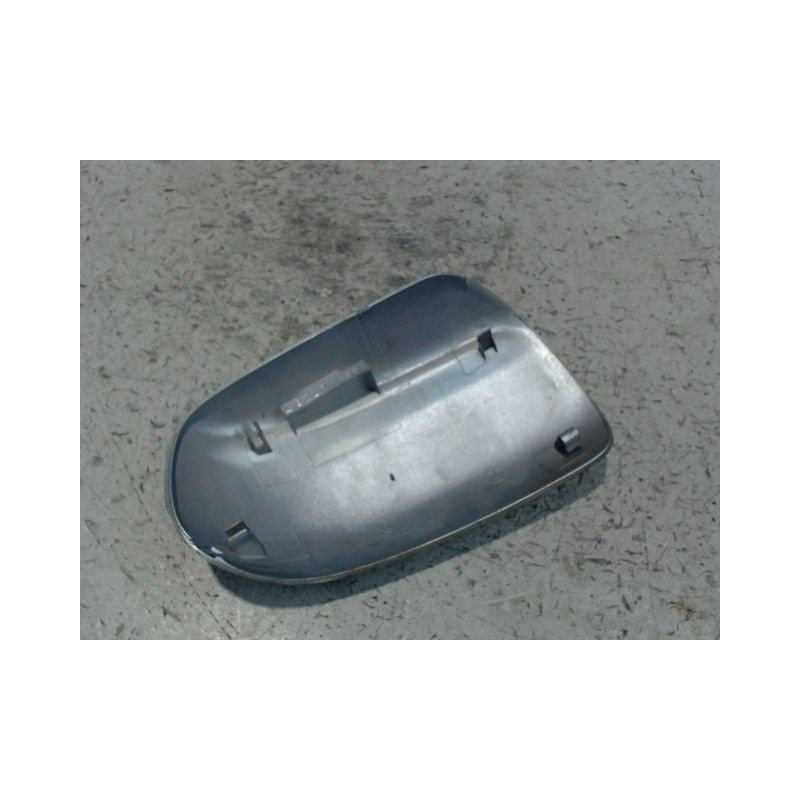 CARENAGE RETROVISEUR EXTERIEUR GAUCHE MAZDA 323