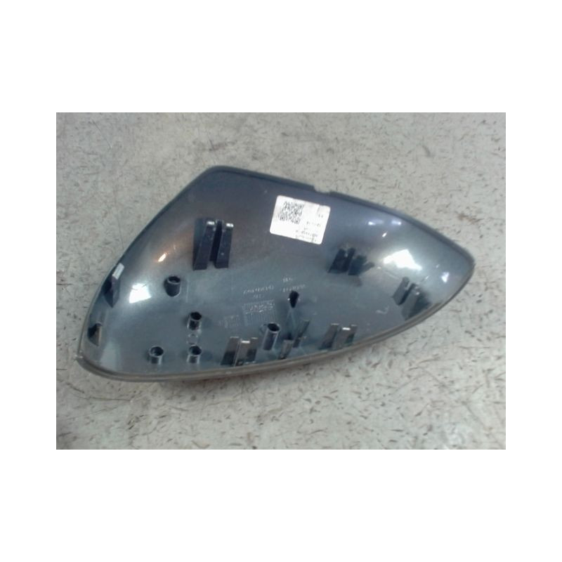 CARENAGE RETROVISEUR EXTERIEUR DROIT RENAULT TWINGO