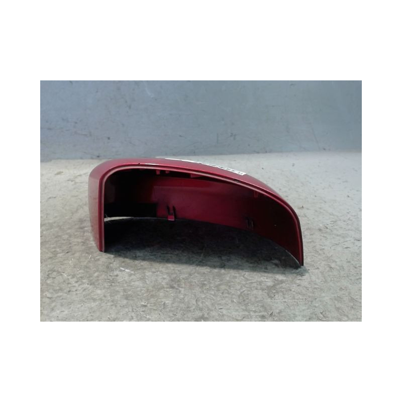CARENAGE RETROVISEUR EXTERIEUR DROIT FORD FOCUS 2008-