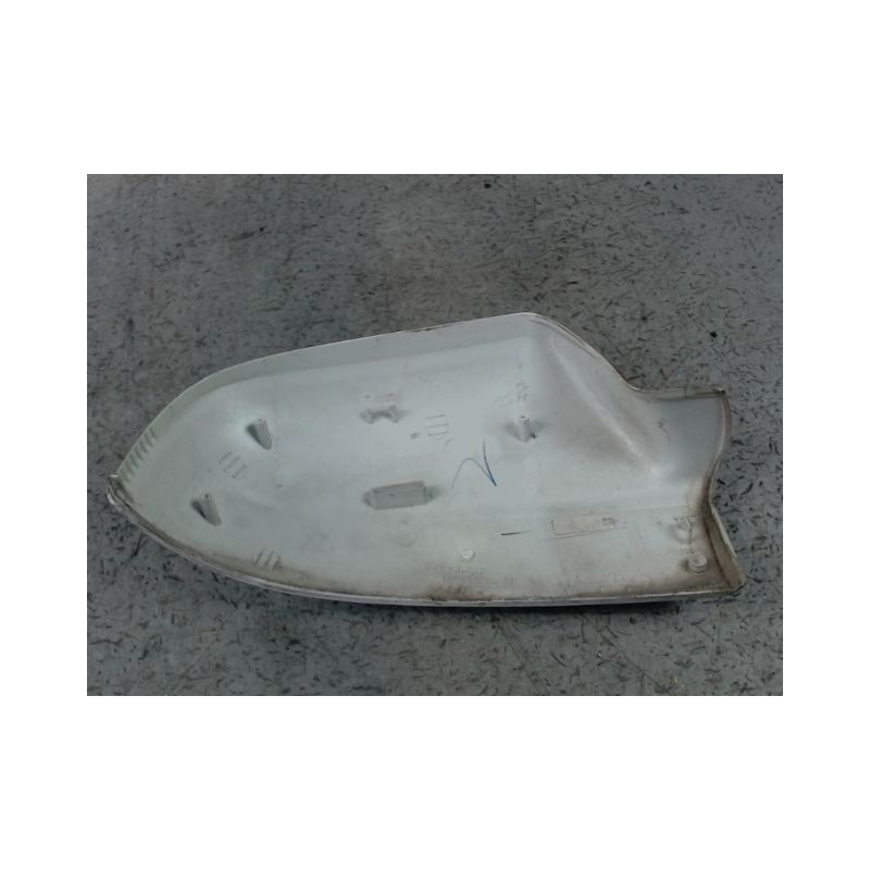 CARENAGE RETROVISEUR EXTERIEUR GAUCHE HYUNDAI TUCSON